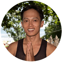 Asthanga teacher for the reconnection Yoga retreat
